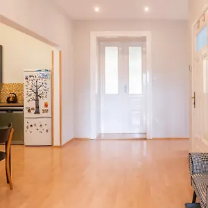 https://spielberg-castle-view-rooms-in-the-center-of.brnohotels.org